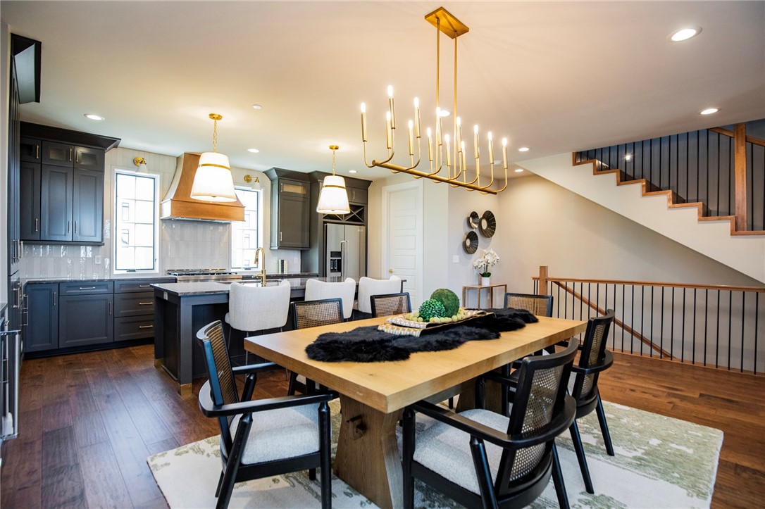 Pinnacle Heights Rogers - Residential