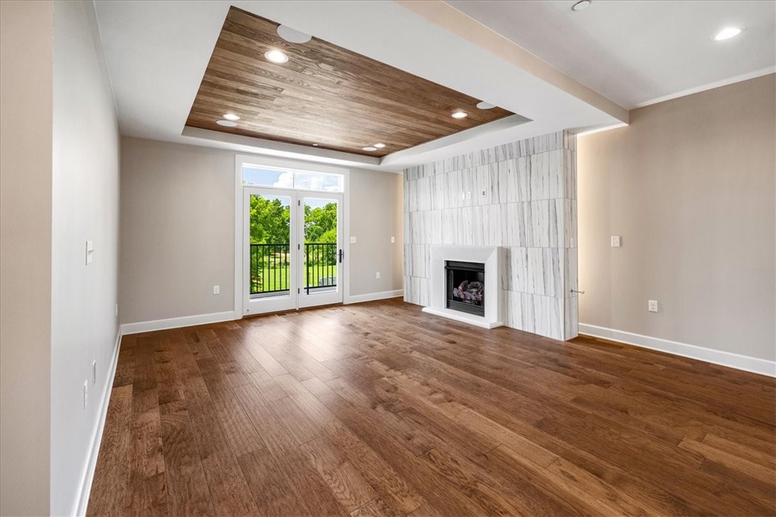 Pinnacle Heights Rogers - Residential