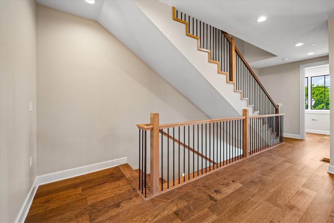 Pinnacle Heights Rogers - Residential