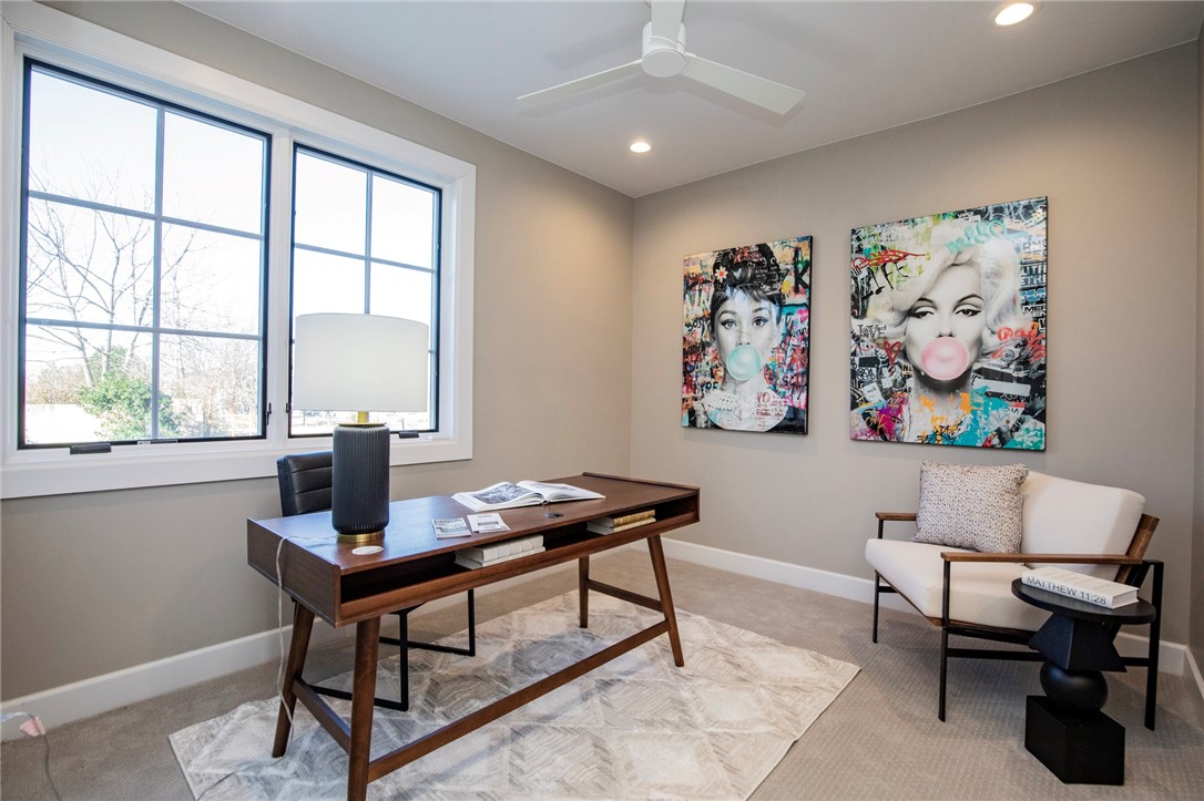 Pinnacle Heights Rogers - Residential