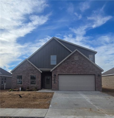 Photo of 2304 N Zane Street, Siloam Springs, AR 72761 (MLS # 1336027)