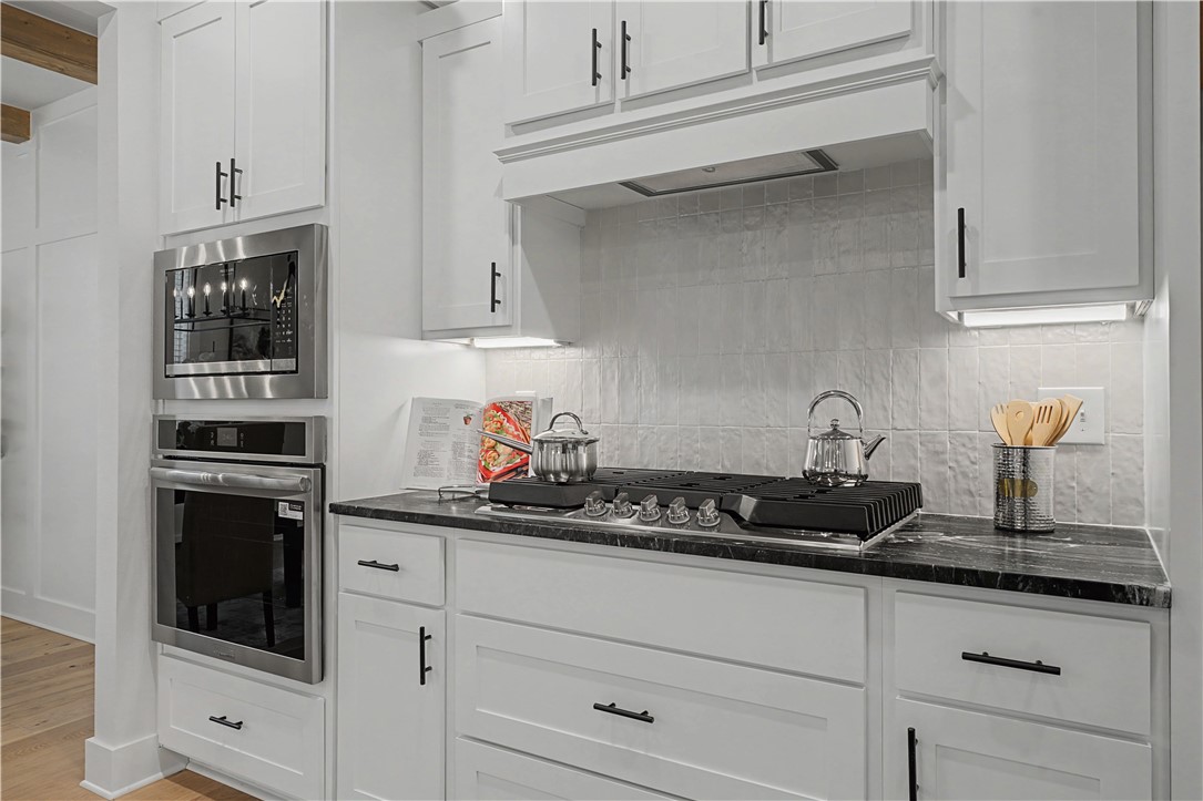 MAPLE ESTATES PH III-CENTERTON - Residential