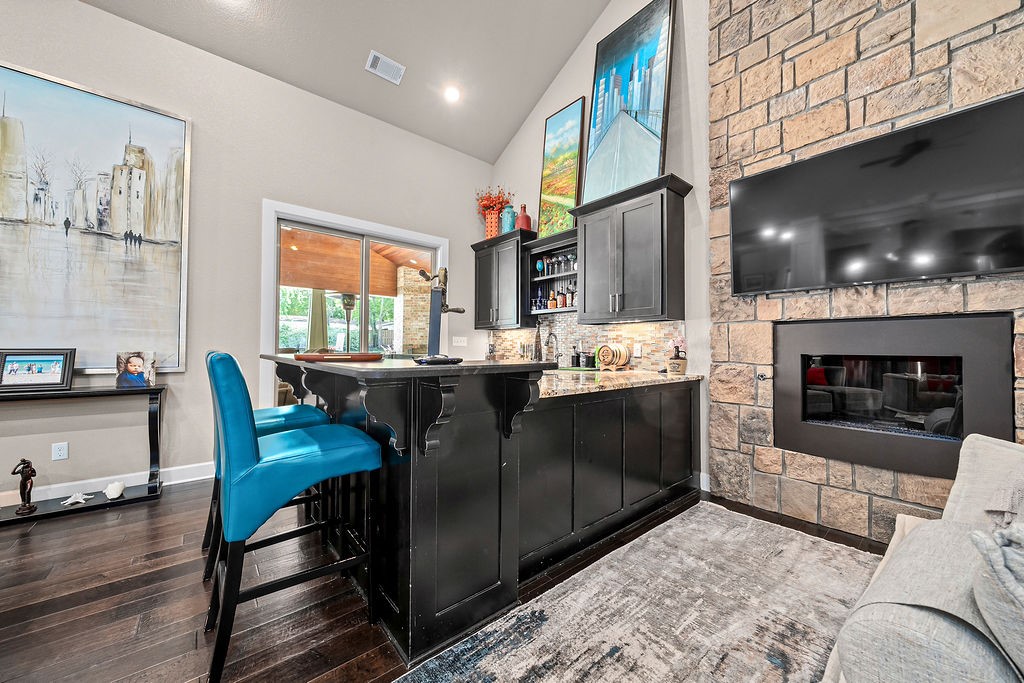 Camelot - Residential