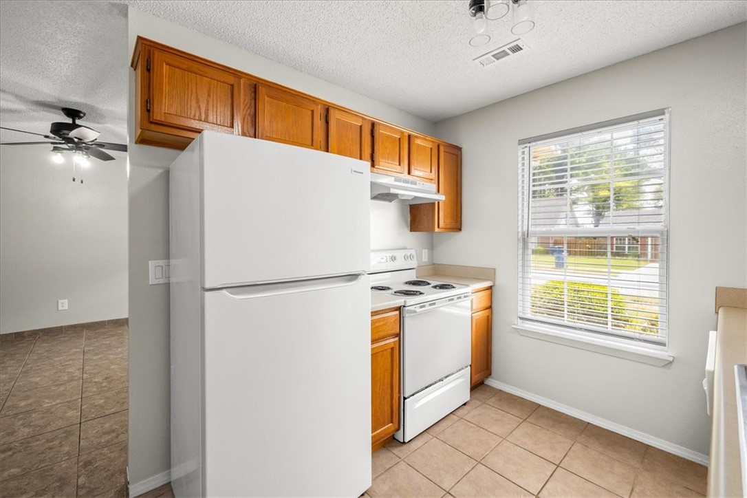 Carriage Square Sub Bentonville - Residential Income