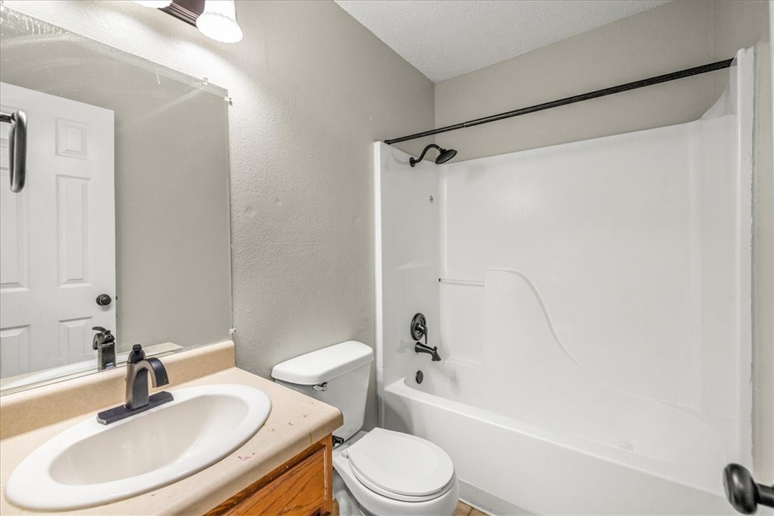 Carriage Square Sub Bentonville - Residential Income