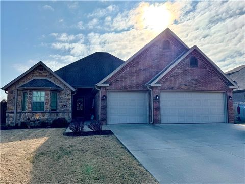 Photo of 4201 SW Flagstone Boulevard, Bentonville, AR 72713 (MLS # 1331140)