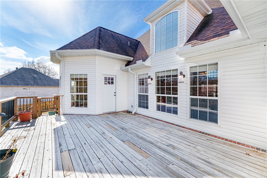 Hunts Lakeside Estates - Residential