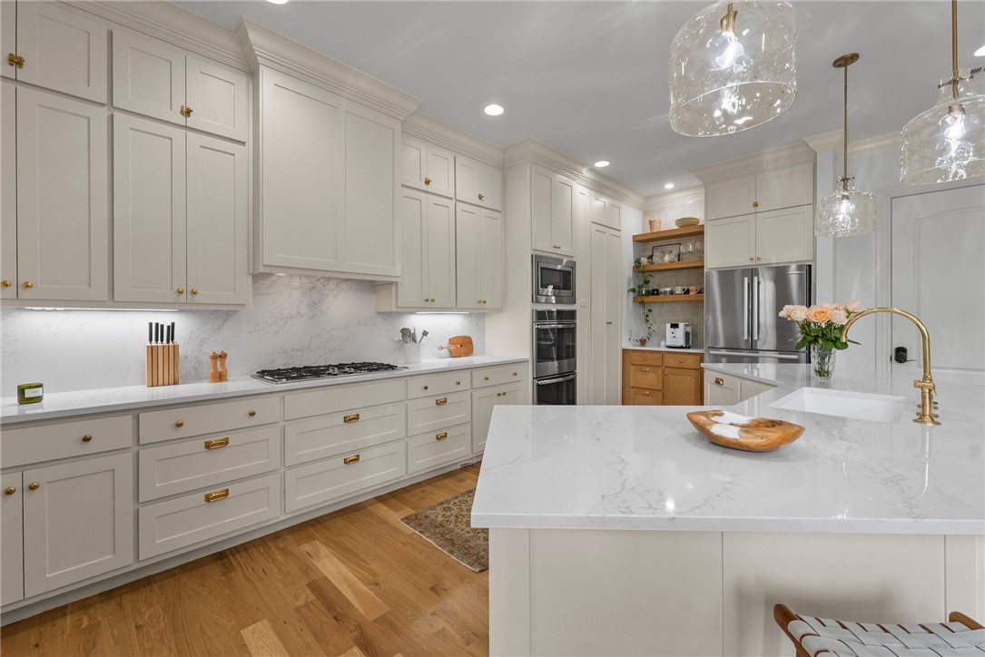 Woods Creek - Residential