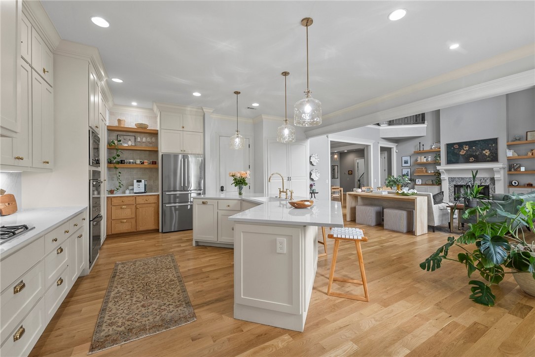 Woods Creek - Residential