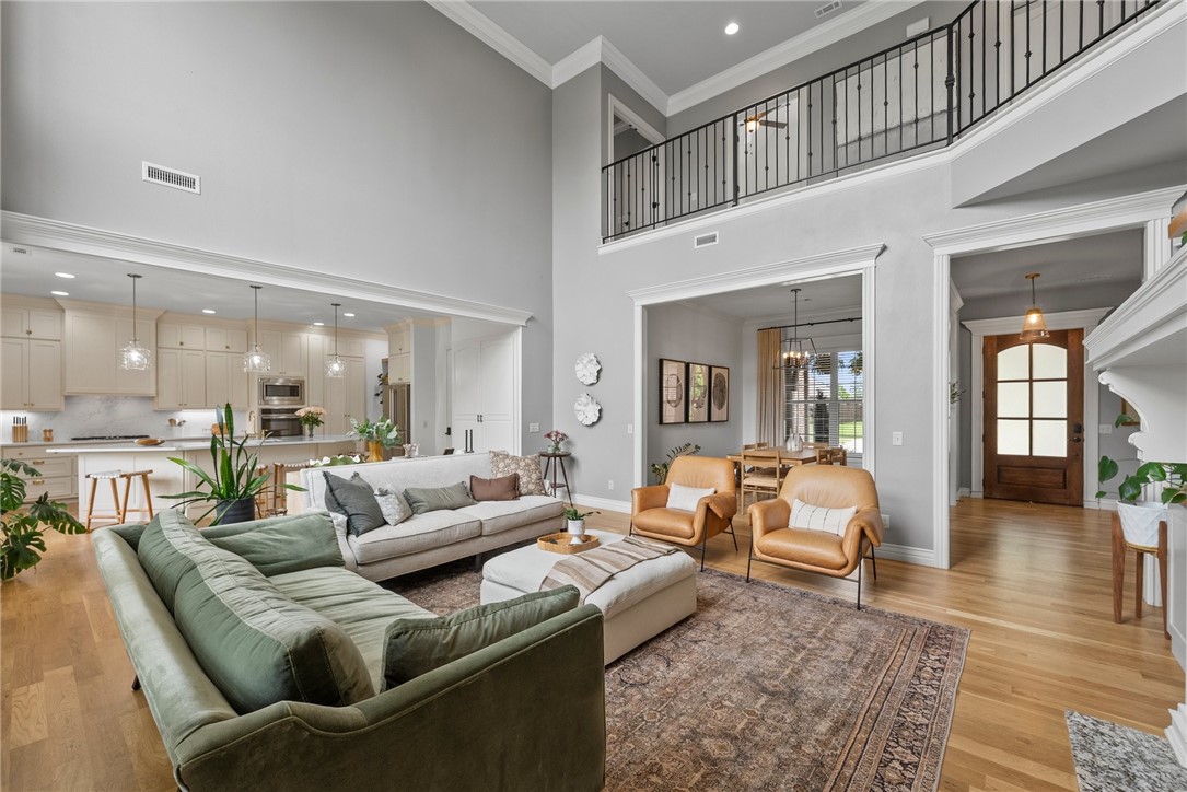 Woods Creek - Residential
