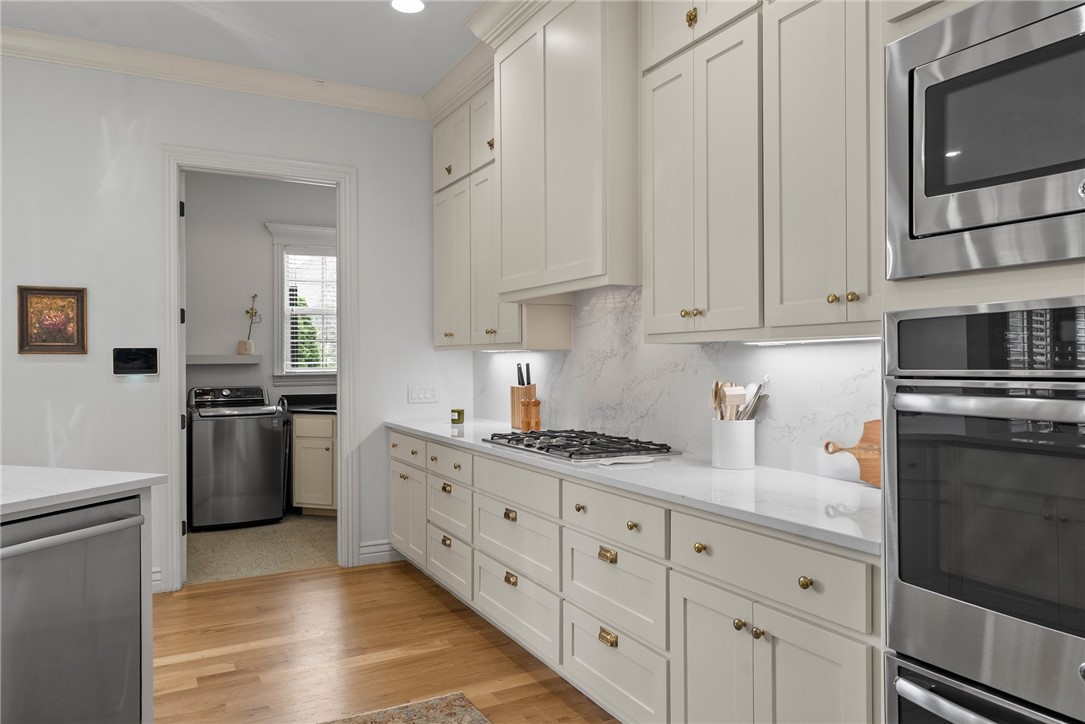 Woods Creek - Residential