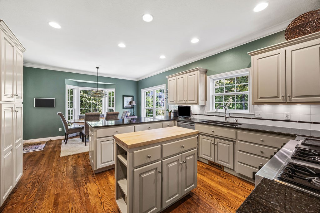 Stonehenge - Residential