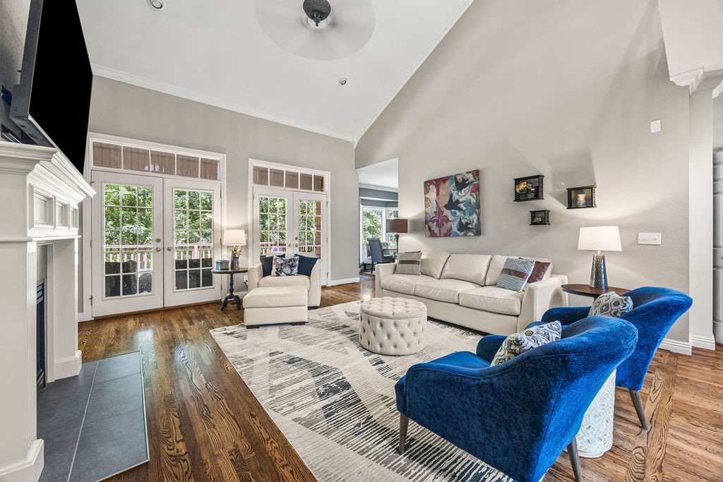 Stonehenge - Residential