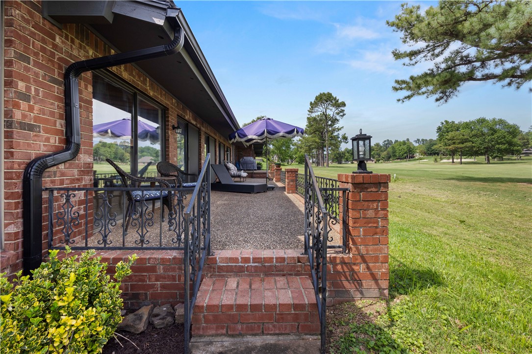 Country Club Estates - Residential