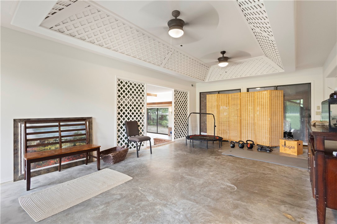 Country Club Estates - Residential