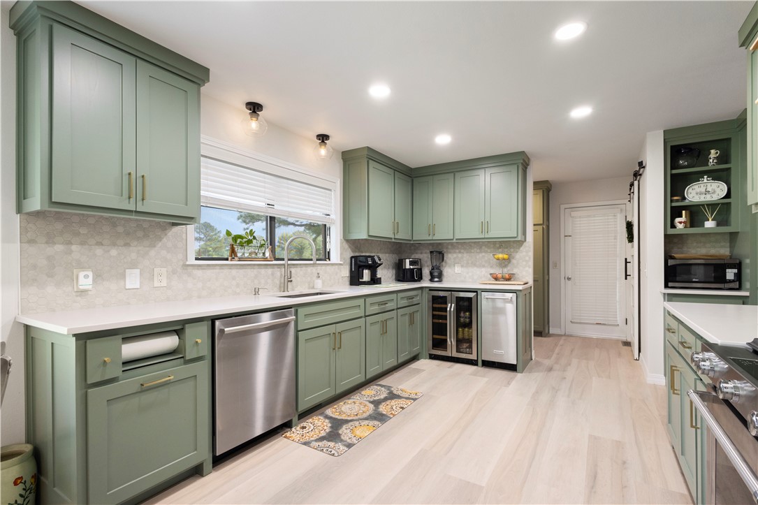 Country Club Estates - Residential