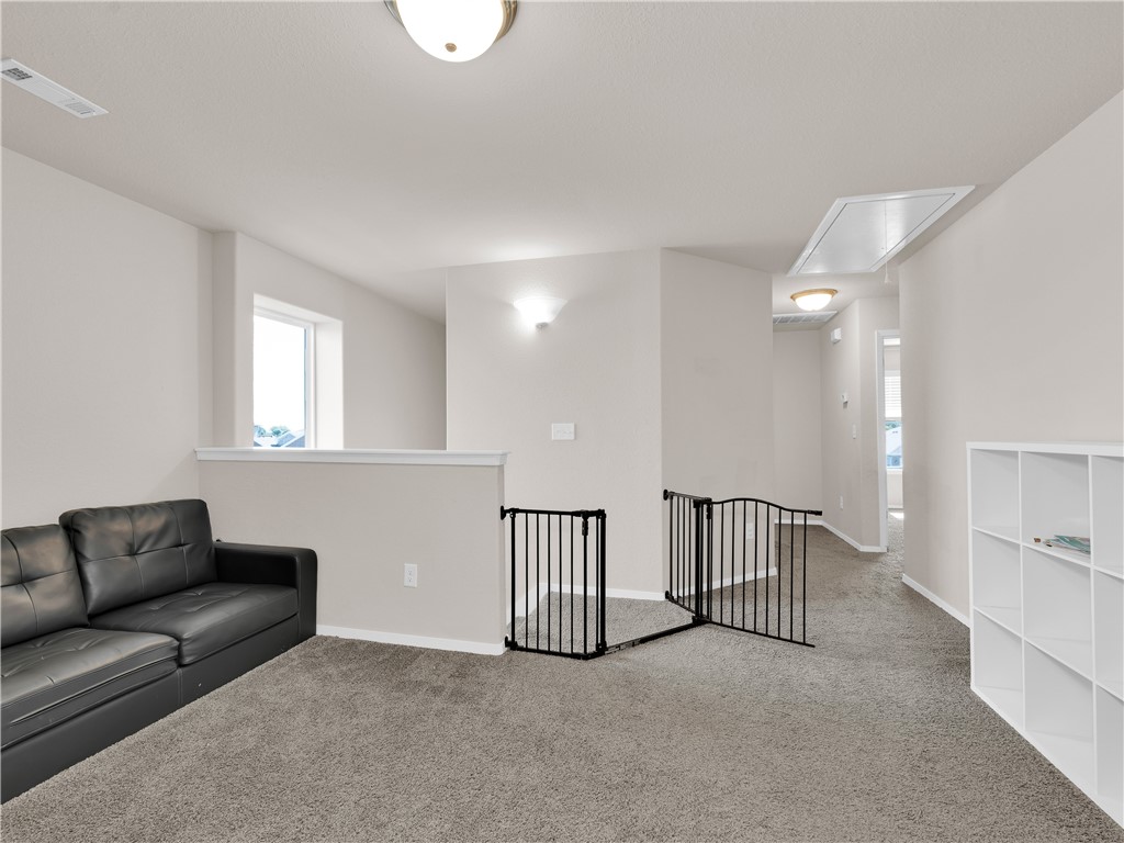 Lakewood Sub Ph Vii Lowell - Residential