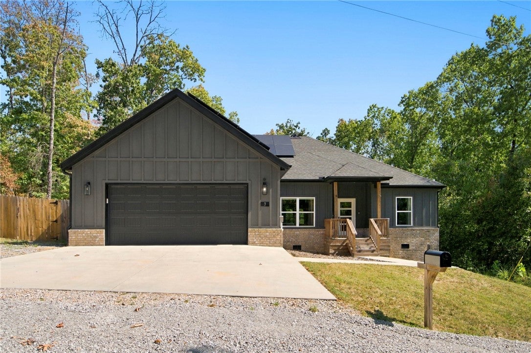 3 Yardley Circle