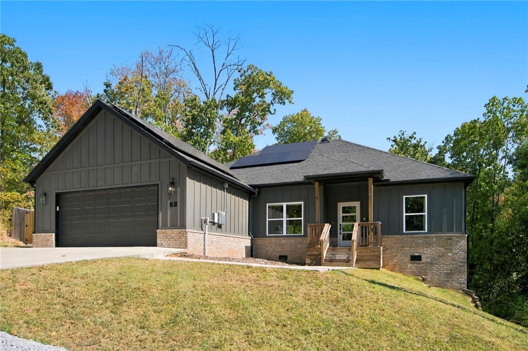 3 Yardley Circle