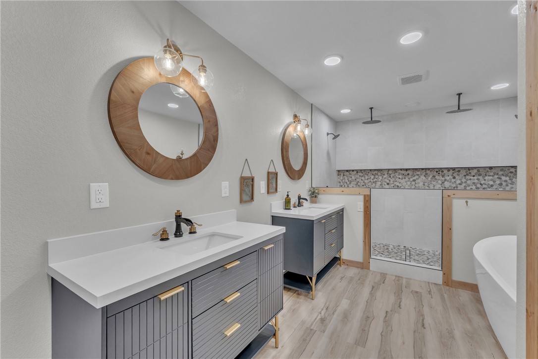 17-18-29-RURAL - Residential