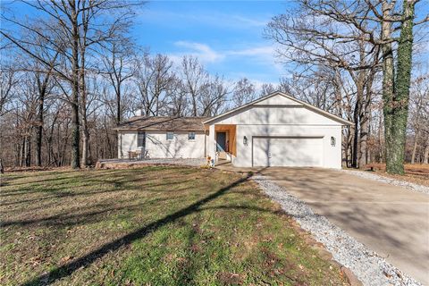 Photo of 3960 E AR 264 Highway, Lowell, AR 72745 (MLS # 1329944)