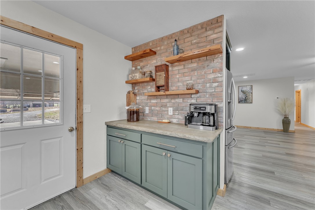 17-18-29-RURAL - Residential