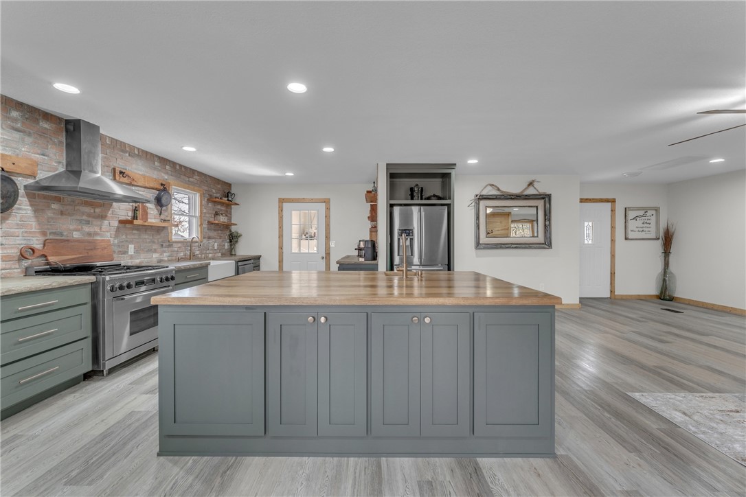 17-18-29-RURAL - Residential