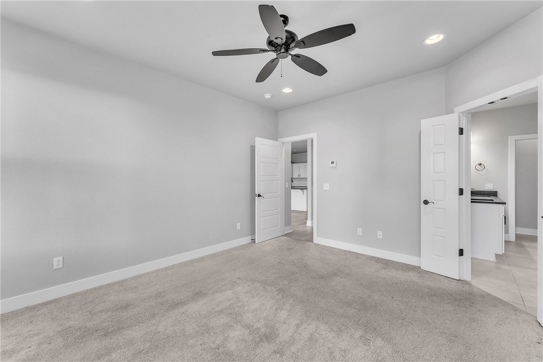 Grove Ph Iii, The Rogers - Residential