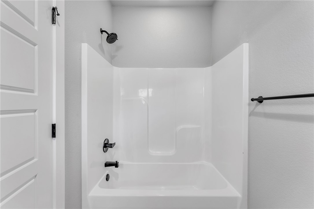 Grove Ph Iii, The Rogers - Residential