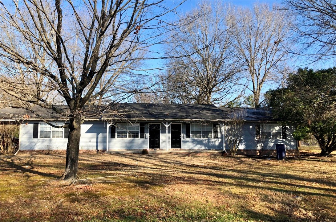 Turnkey duplex ready to generate income! Each side of this well-kept property offers private entrances, spacious living areas, and excellent rental potential. Whether you’re expanding your portfolio or jumping into your first multi-family investment, this opportunity makes perfect sense. Located in a quiet, established neighborhood in the heart of the River Valley, this property is just minutes from Arkansas Tech University and downtown Russellville—making it ideal for student housing, long-term tenants, or even short-term rental options. With strong area demand and a location that offers both convenience and stability, this duplex is a smart, long-term asset in a steadily growing market. Call today to schedule your showing and see the potential for yourself!