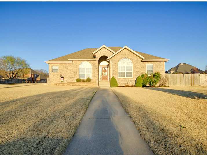 Beautiful home on the best corner lot in the neighborhood. Huge, private, and level backyard. 3 car garage. Formal dining room and eat in kitchen. New Granite counters, tile in wet areas and floors in living. This home is TRULY move in Ready.