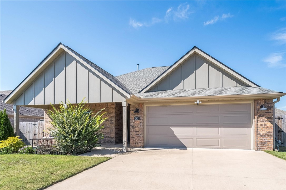 Hickory Meadows - Residential