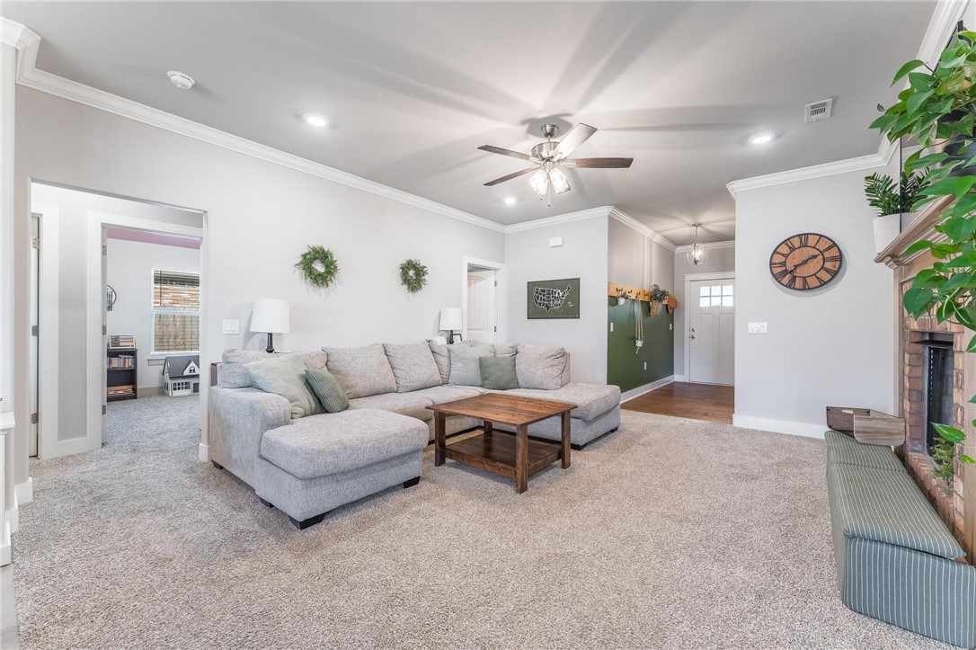 Hickory Meadows - Residential