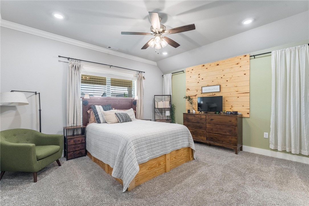 Hickory Meadows - Residential