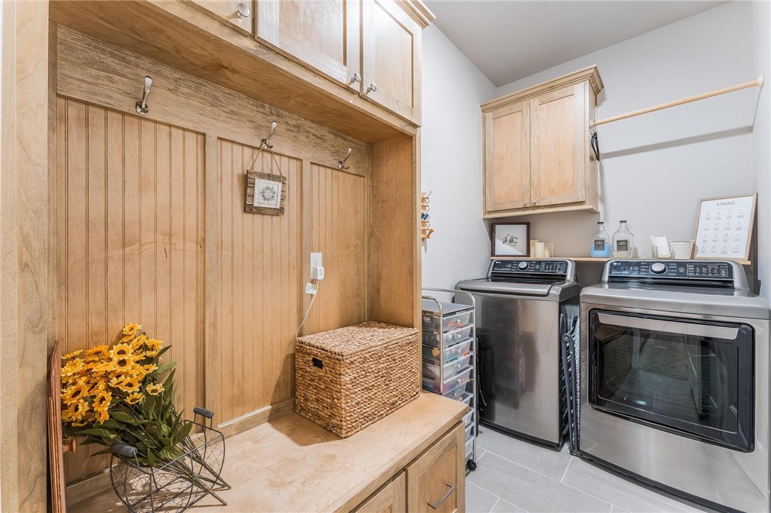 Hickory Meadows - Residential