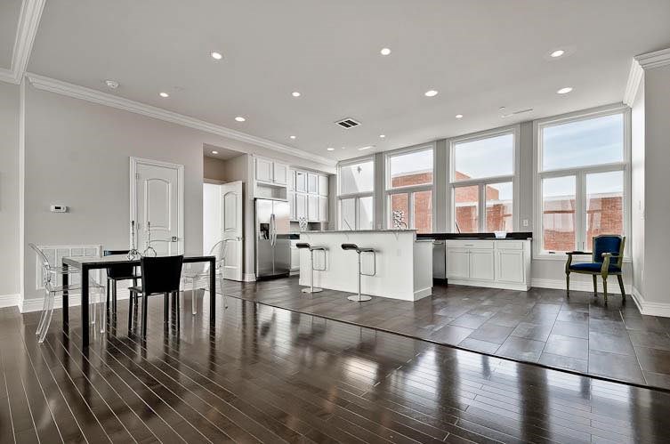 One East Center Condos Hpr - Residential