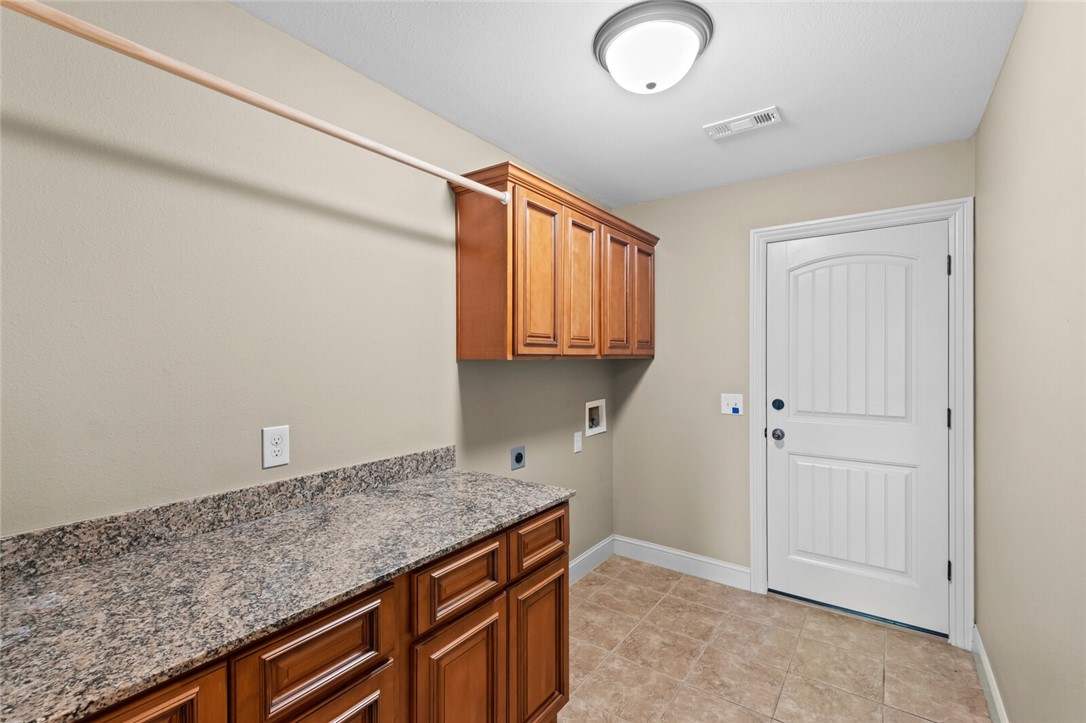 Dixieland Crossing Rogers - Residential Lease