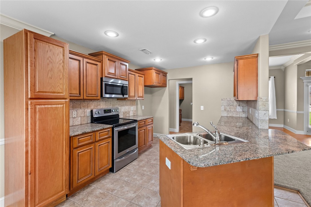 Dixieland Crossing Rogers - Residential Lease