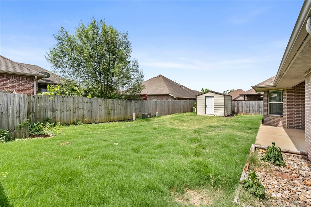 Dixieland Crossing Rogers - Residential Lease