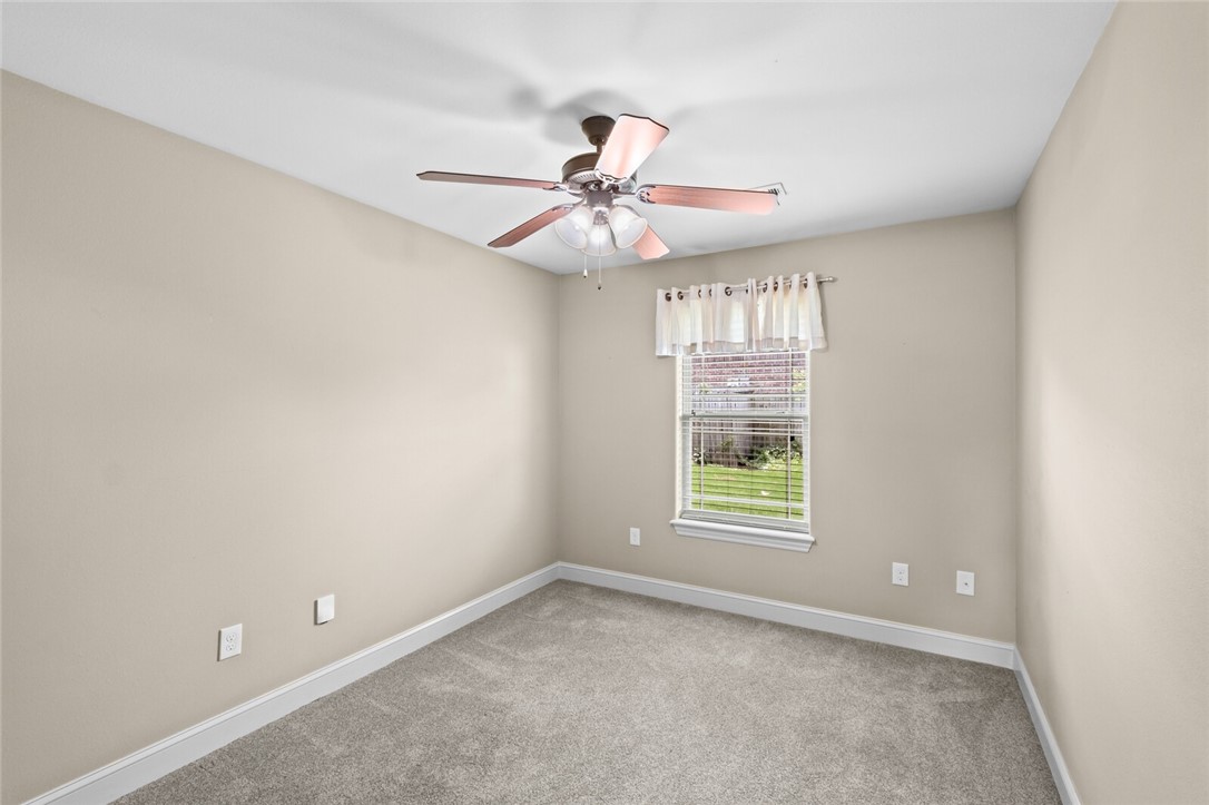 Dixieland Crossing Rogers - Residential Lease