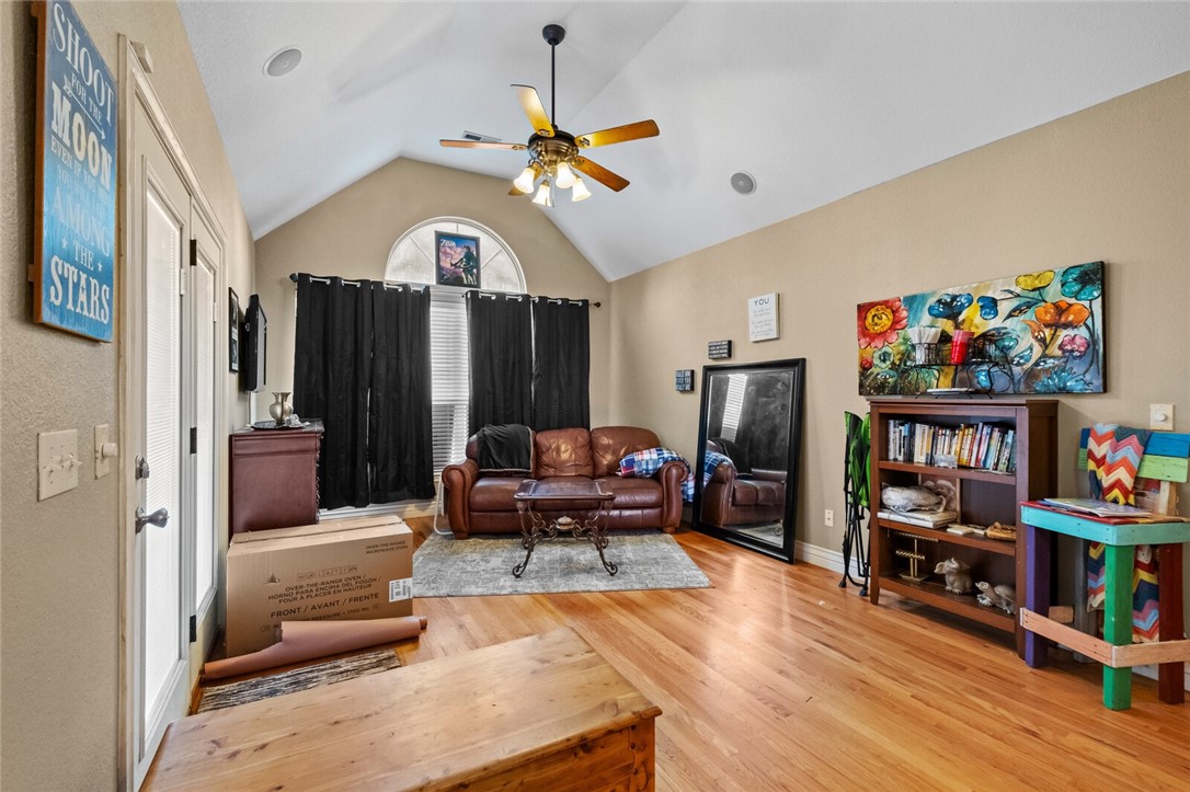 Highland Knolls Unit 2 Ph 1 Rogers - Residential