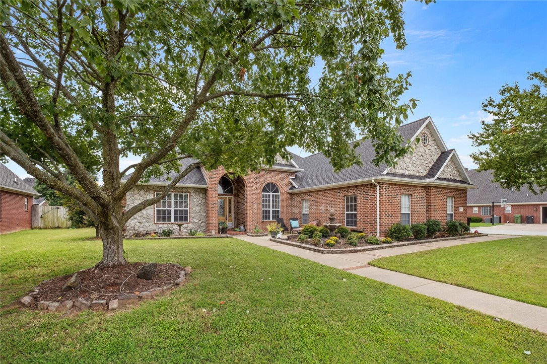 Highland Knolls Unit 2 Ph 1 Rogers - Residential