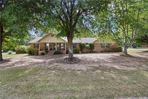 Photo of 153 Channel Circle, Russellville, AR 72802 (MLS # 1356942)