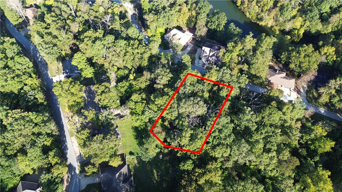 Lambeth Sub Bvv - Land