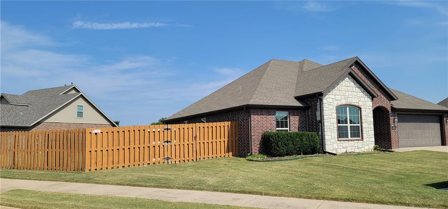 Welcome to this charming 3-bedroom, 2-bathroom single-level home located on a spacious corner lot in a fantastic location! This well-maintained home features beautiful hardwood floors, brand-new carpet, and fresh interior paint throughout. The open layout offers comfortable living, while the huge backyard provides endless potential for entertaining, play, or relaxation. Additional highlights include plumbing for a central vacuum system and a built-in storm shelter for added safety and convenience. With easy access to schools, shopping, and major routes, this home is move-in ready and full of possibilities!
Don’t miss this opportunity to own a gem in a sought-after neighborhood