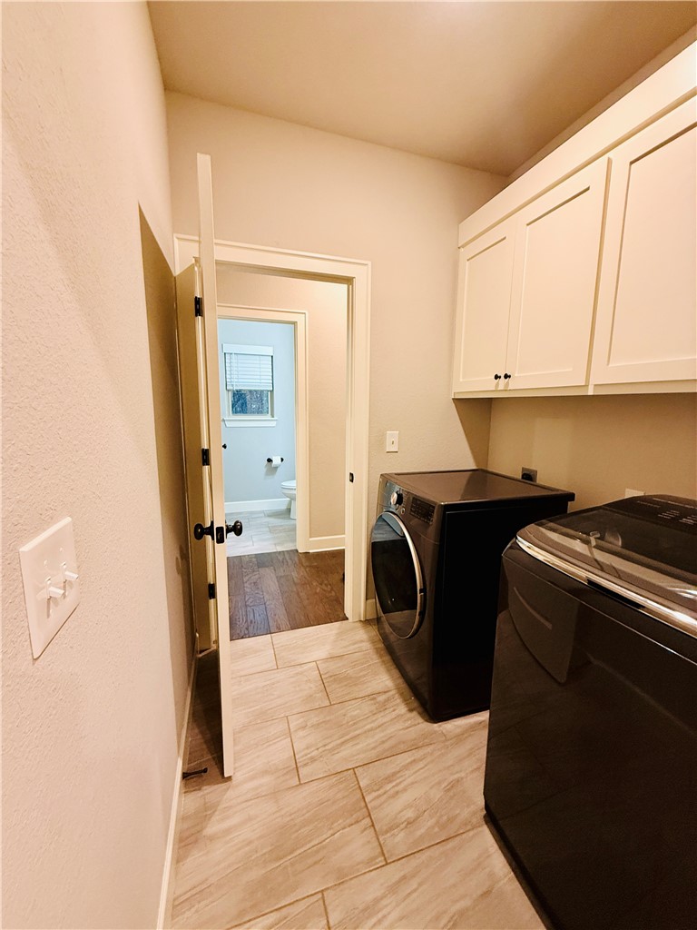 MAPLE GLENN PH 2-PEA RIDGE - Residential