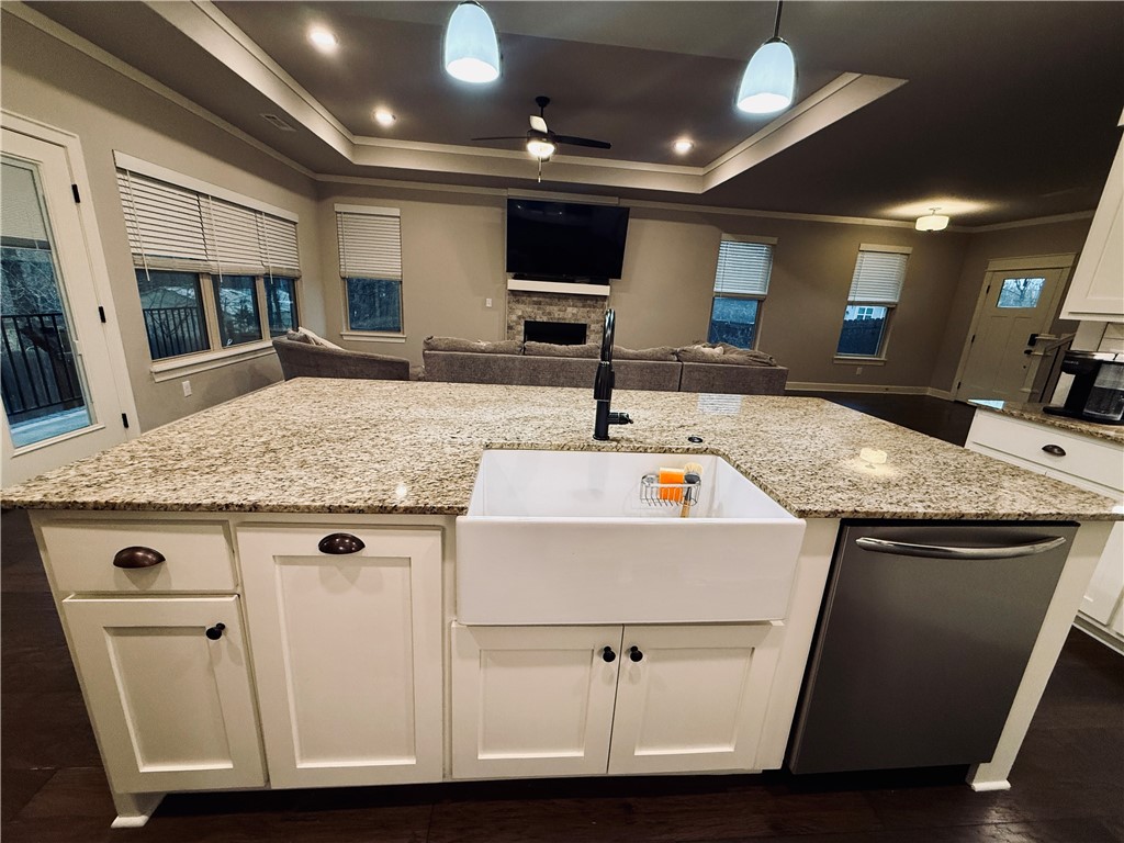 MAPLE GLENN PH 2-PEA RIDGE - Residential