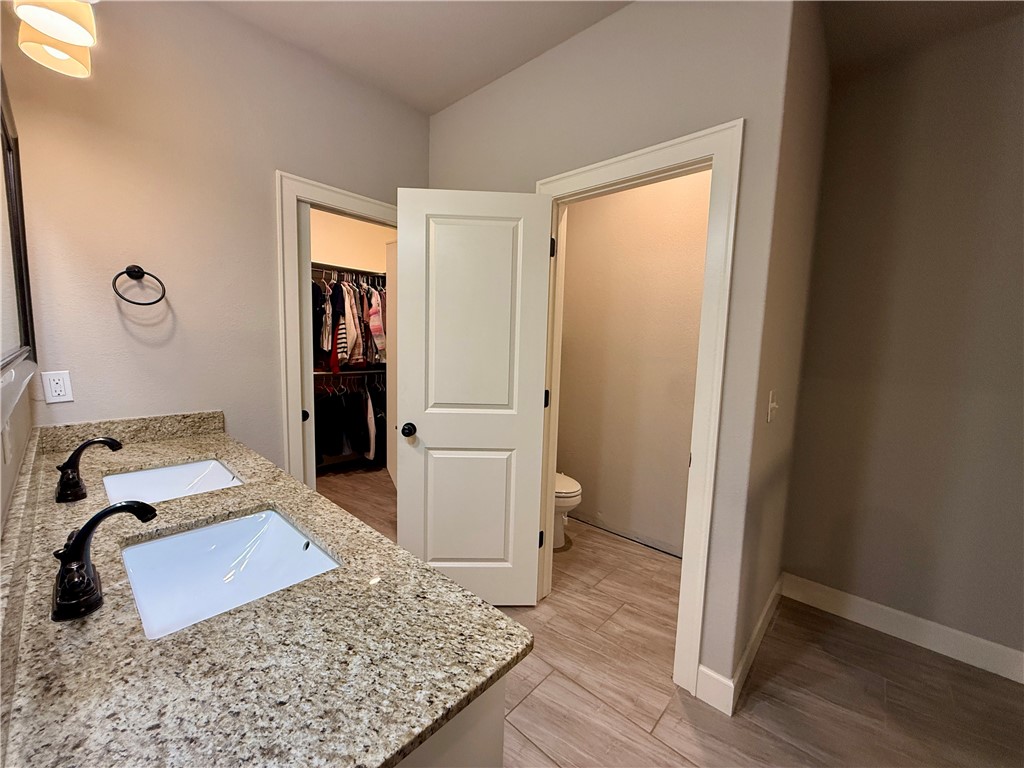 MAPLE GLENN PH 2-PEA RIDGE - Residential