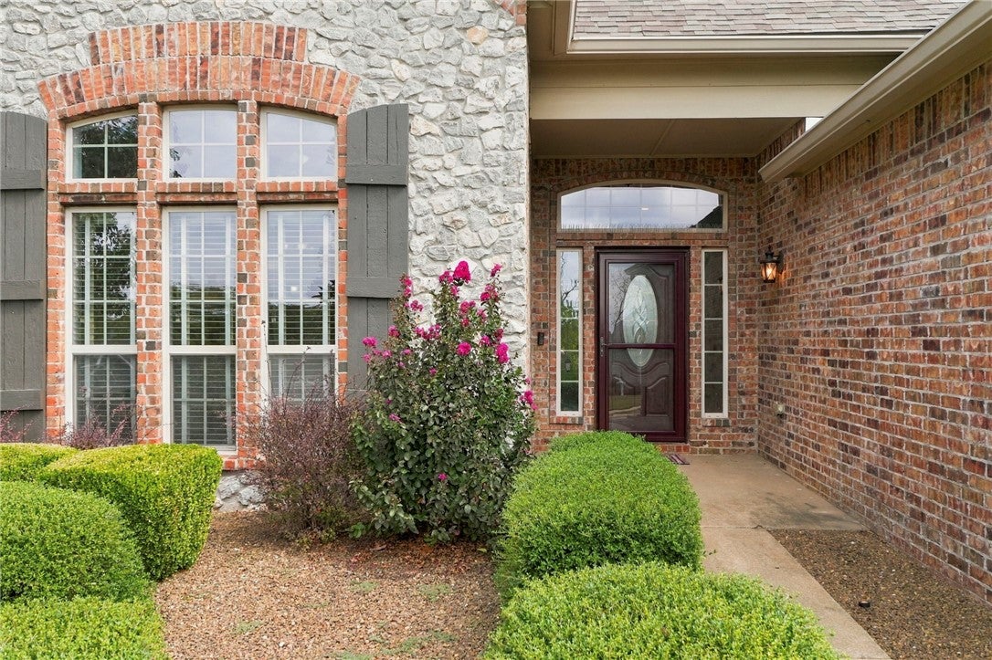 1510 Holmes Court