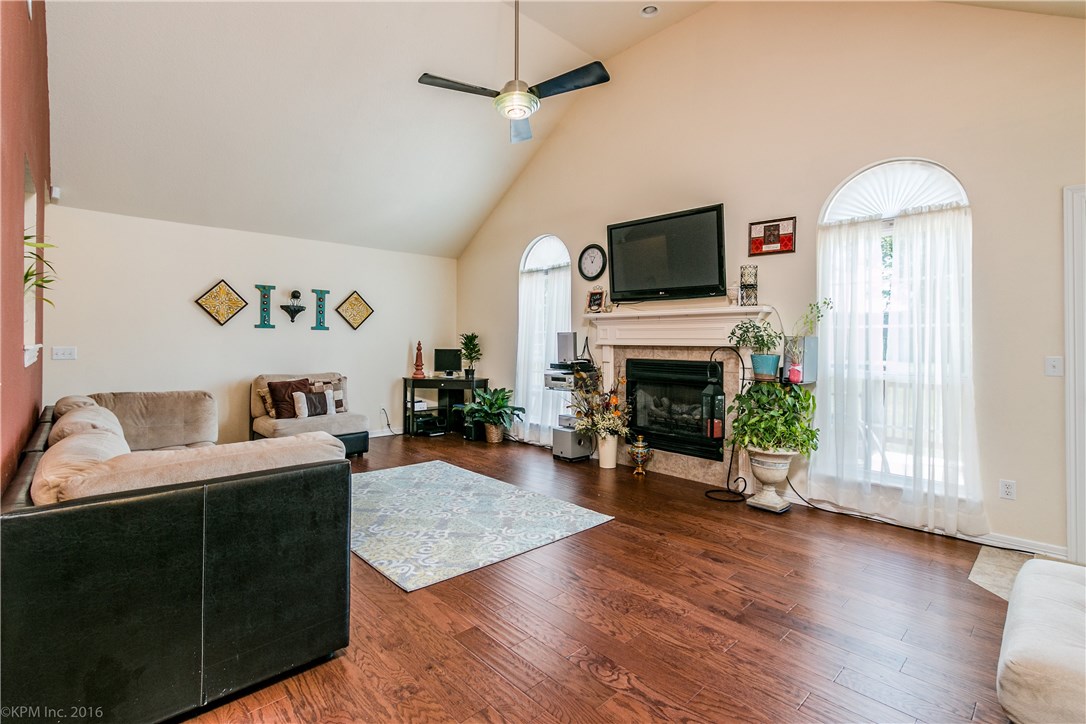 Standing Oaks Sub Blk III Pea Ridge - Residential